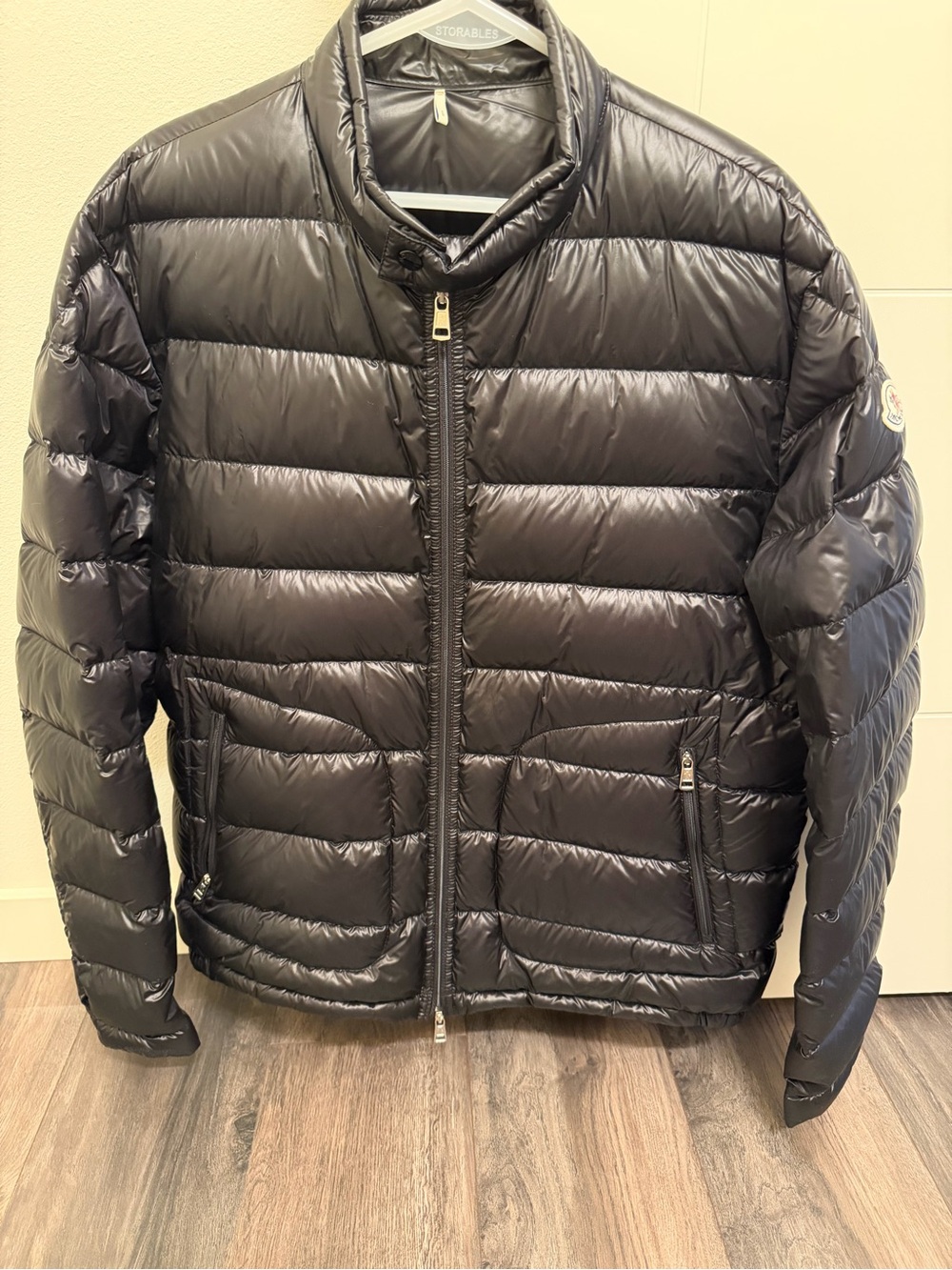 Authentic Men's Moncler Black Acorus Short Down Jacket size XL